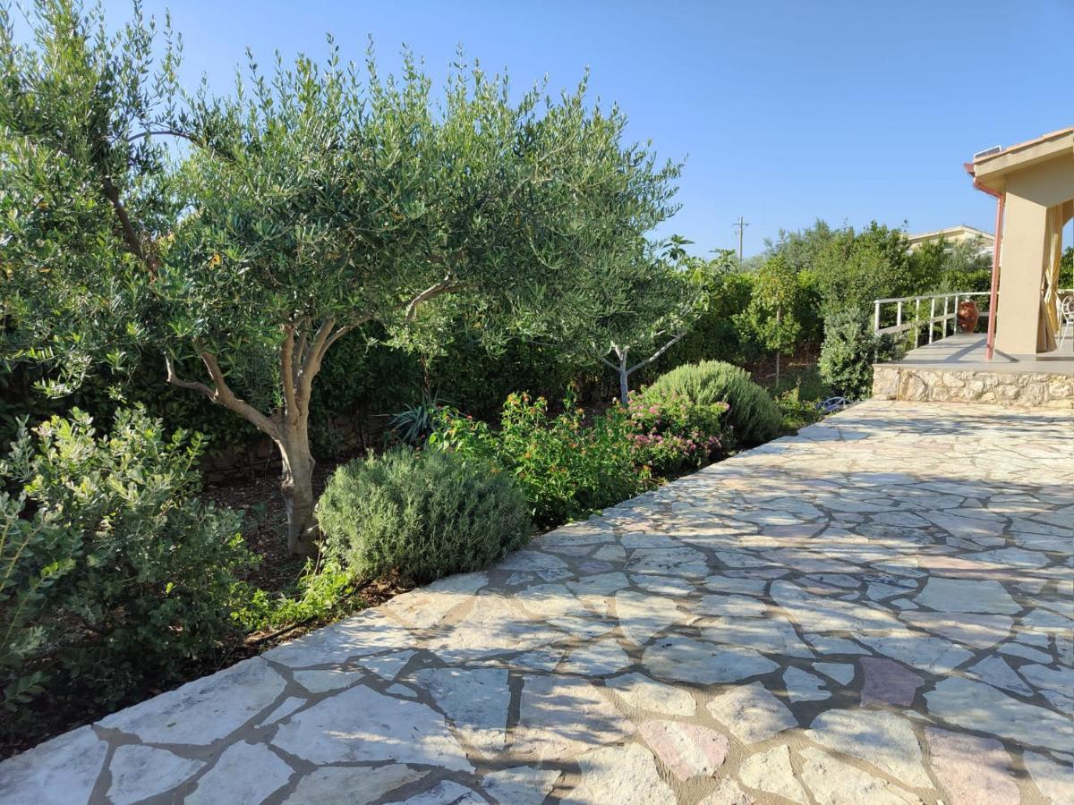 Borgo Aranci - Appartamento In Villa Rosa - 16B Castellammare del Golfo Εξωτερικό φωτογραφία